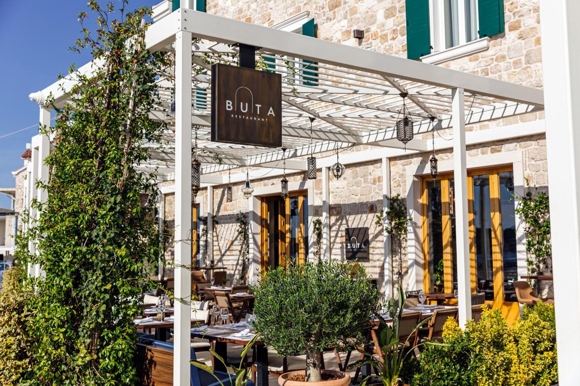 Armerun Heritage Hotel & Residences Σίμπενικ Εξωτερικό φωτογραφία
