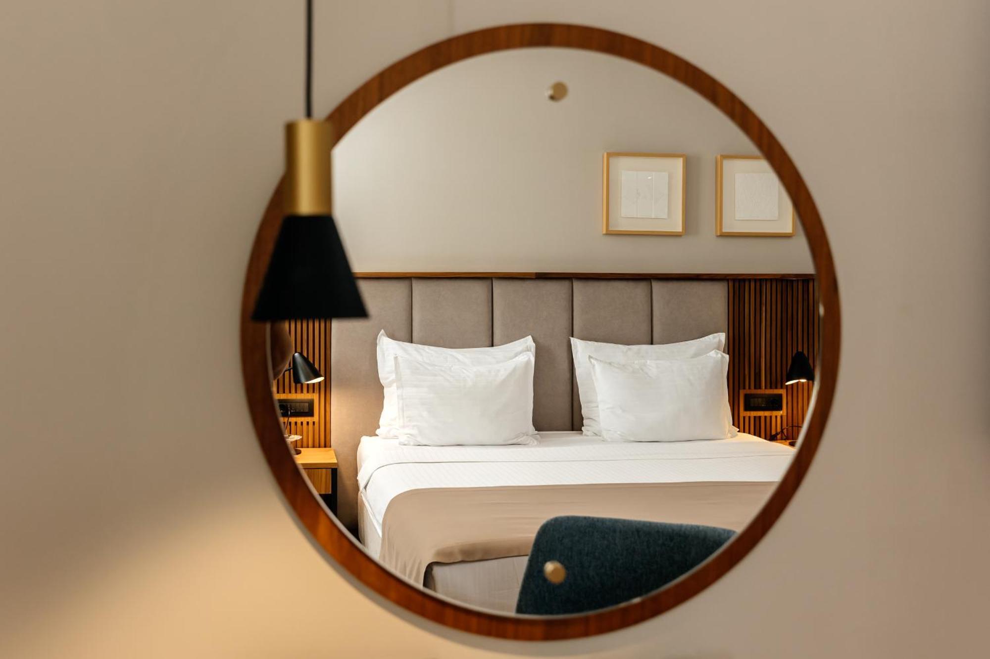 Armerun Heritage Hotel & Residences Σίμπενικ Δωμάτιο φωτογραφία