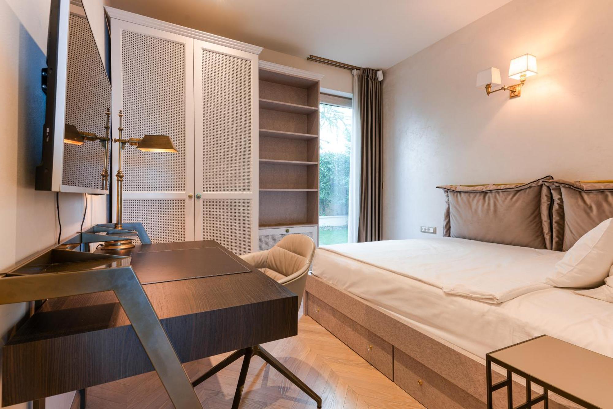 Armerun Heritage Hotel & Residences Σίμπενικ Δωμάτιο φωτογραφία